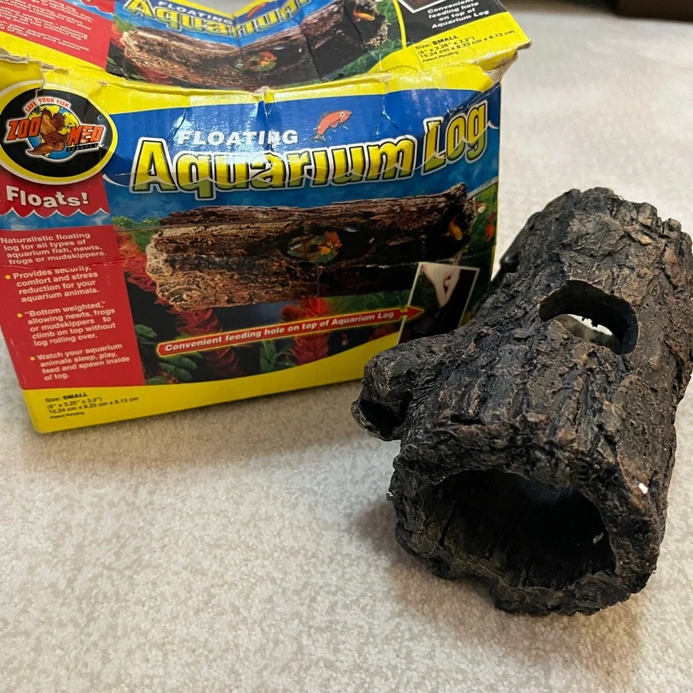Reptile and aquarium items